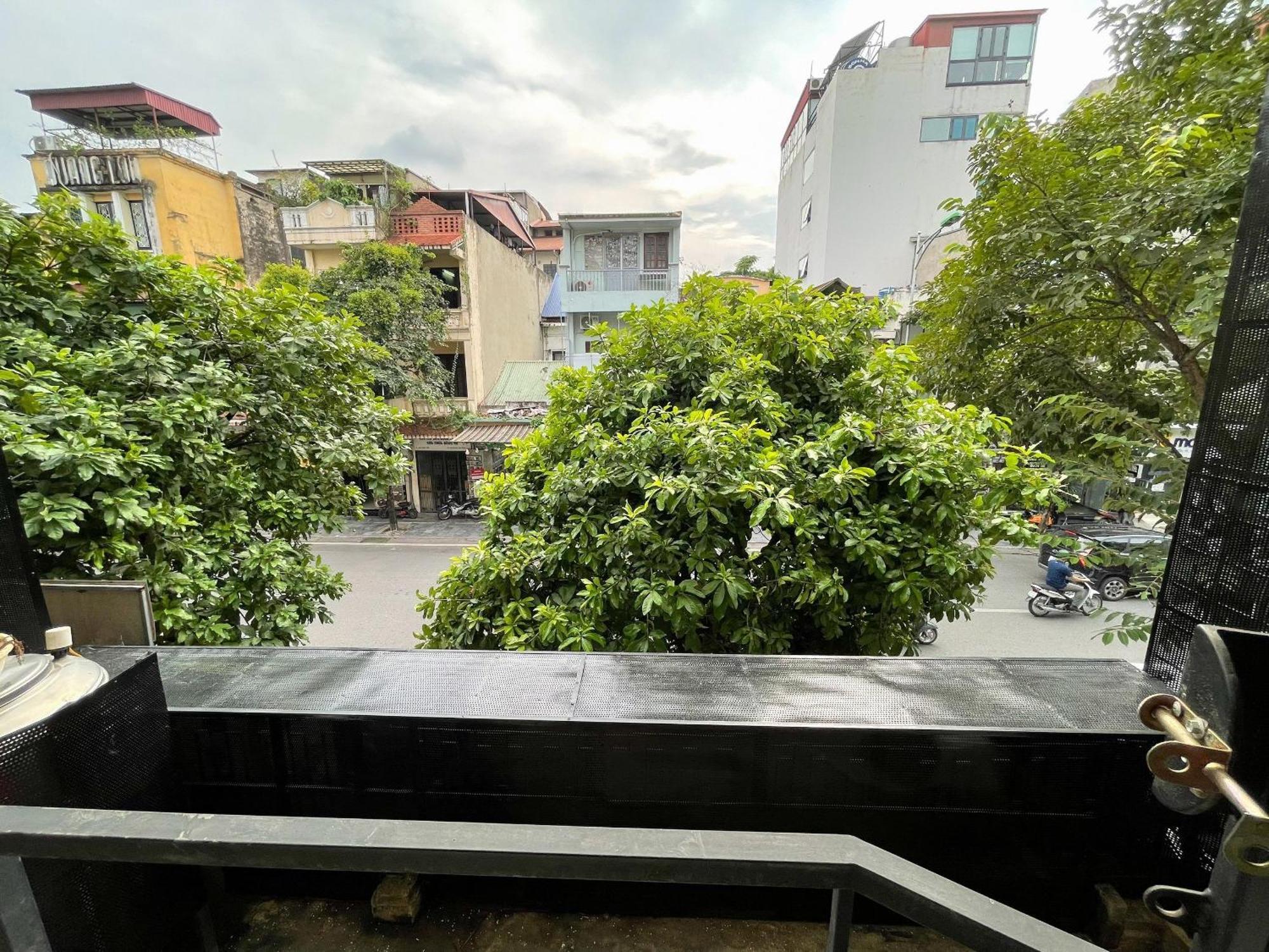 Zeus Living - Old Quater Homestay Hanoi Exterior photo