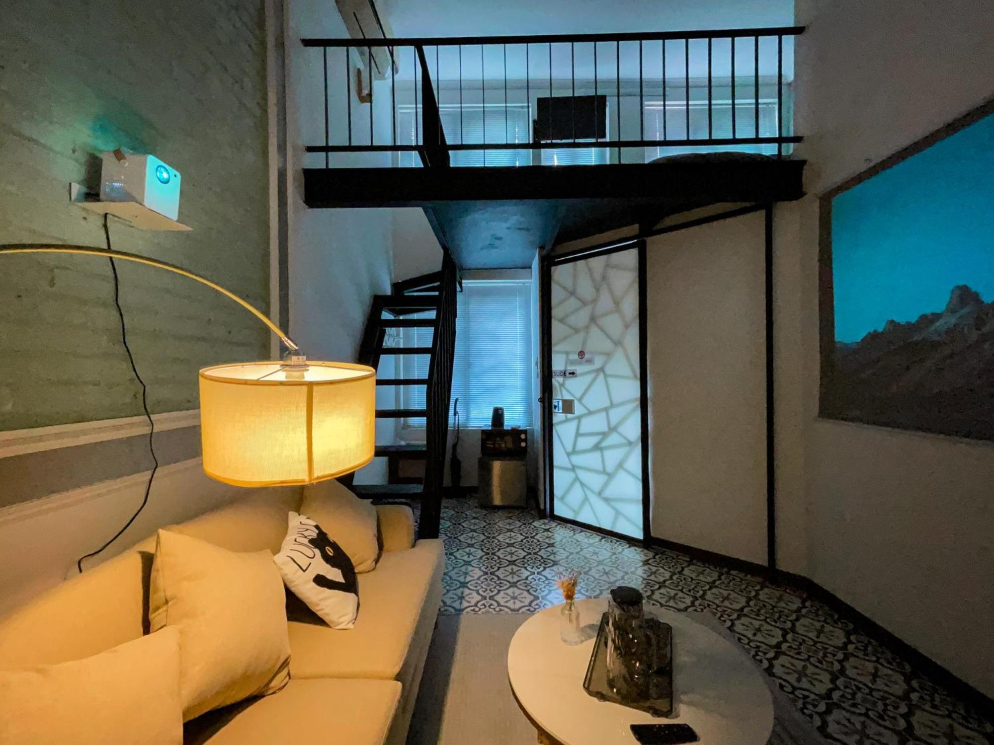 Zeus Living - Old Quater Homestay Hanoi Exterior photo