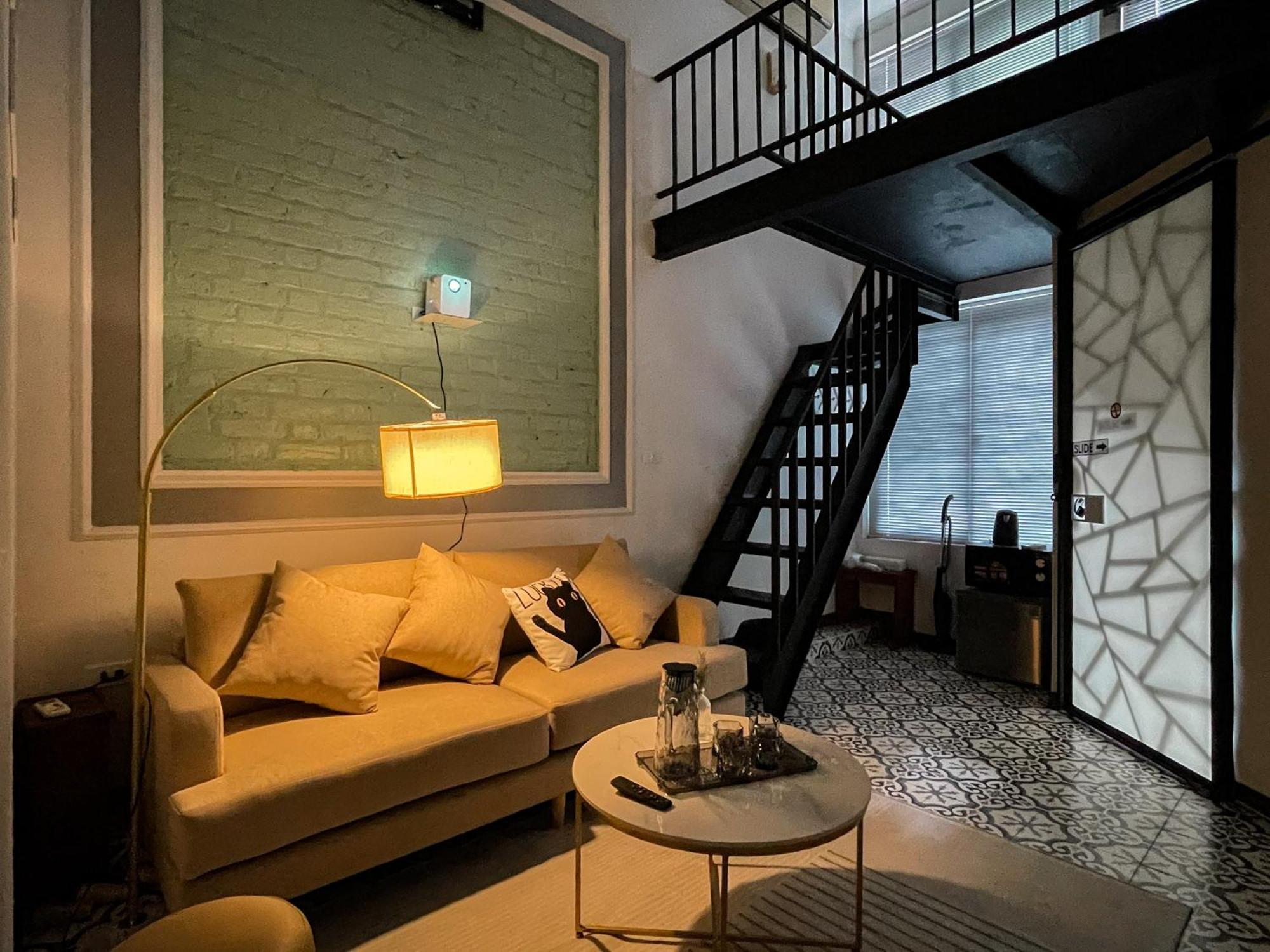 Zeus Living - Old Quater Homestay Hanoi Exterior photo